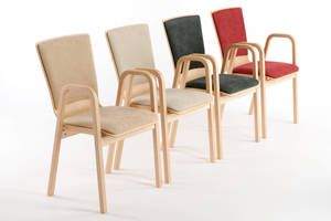 Auf diesen Stühlen lässt sich gerne warten